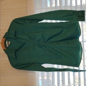Van Heusen Woman's Green Stretchy Button Down, Long Sleeve Blouse, Size S